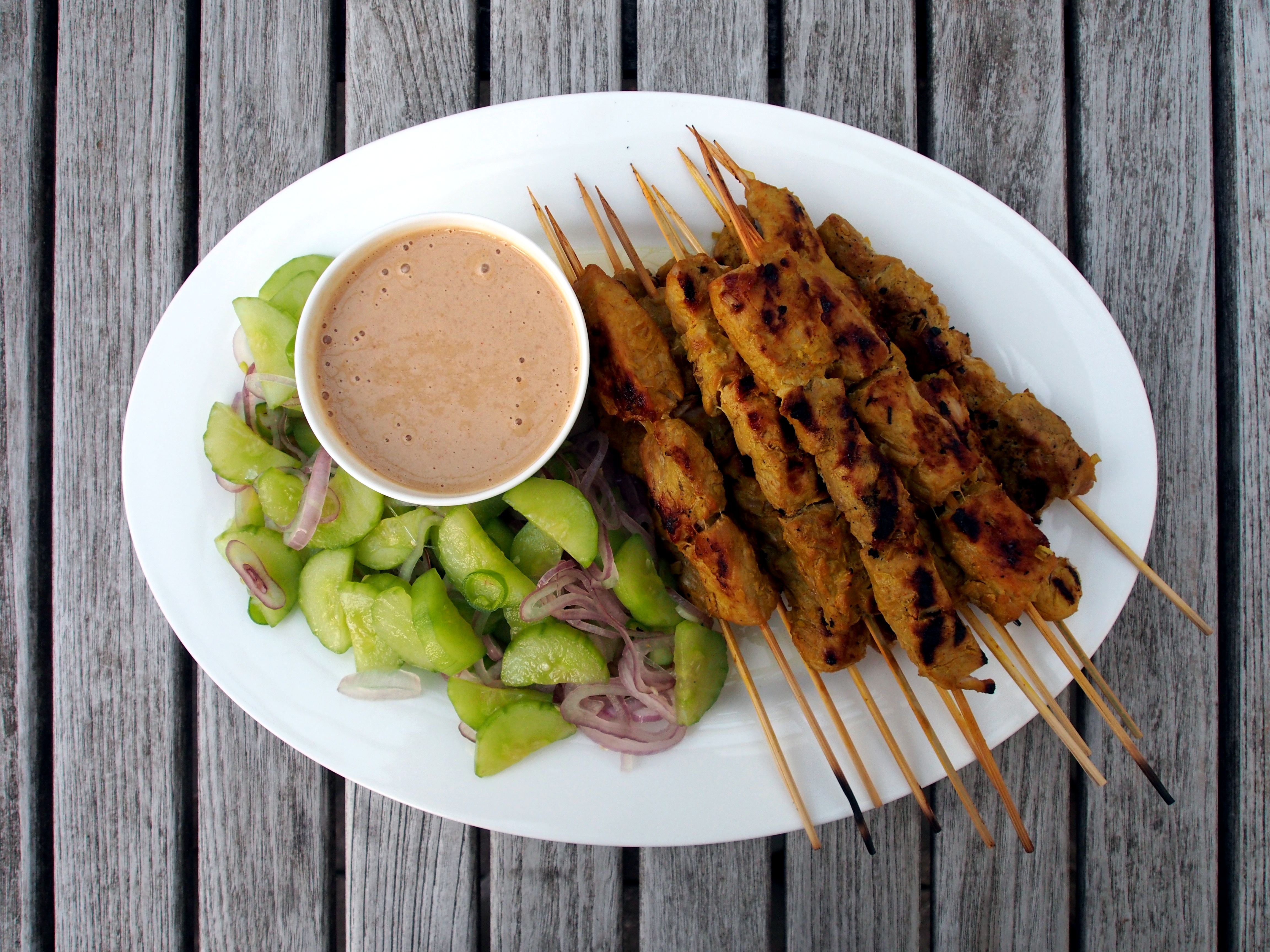 PORK SATAYS WITH PEANUT SAUCE