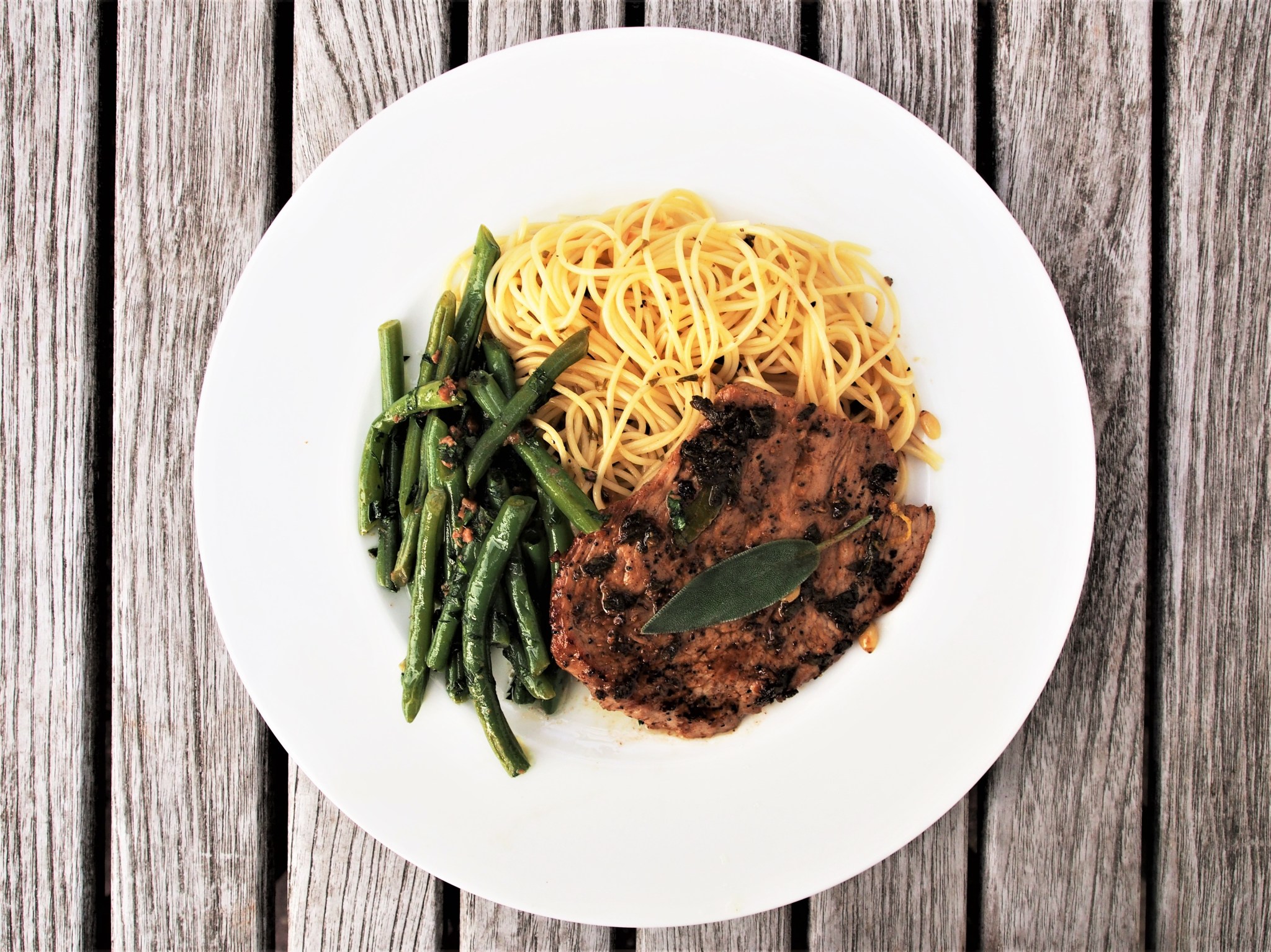 SCALOPPINE DI VITELLO ALLA GENOVESE