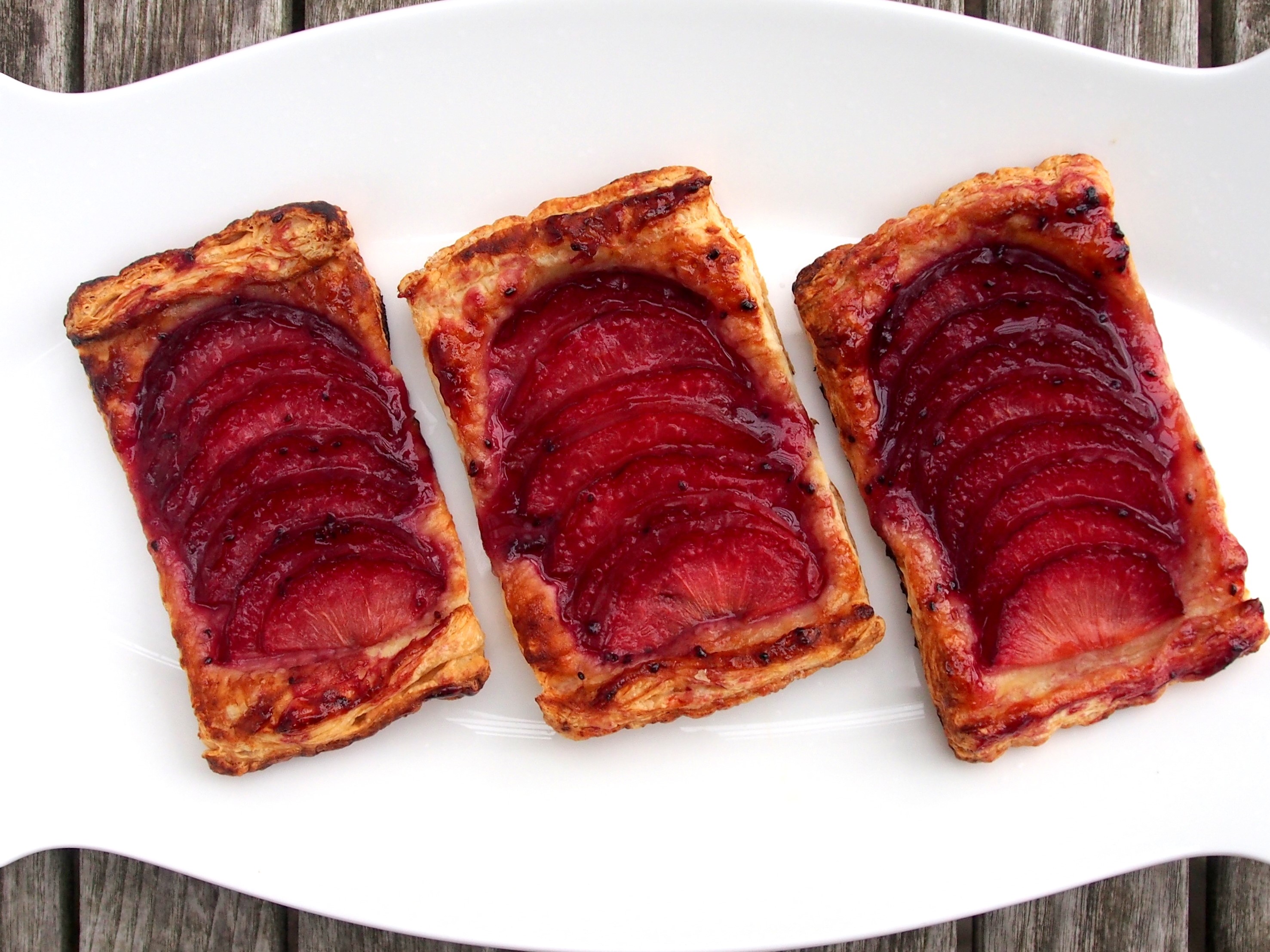 LITTLE PLUM GALETTES