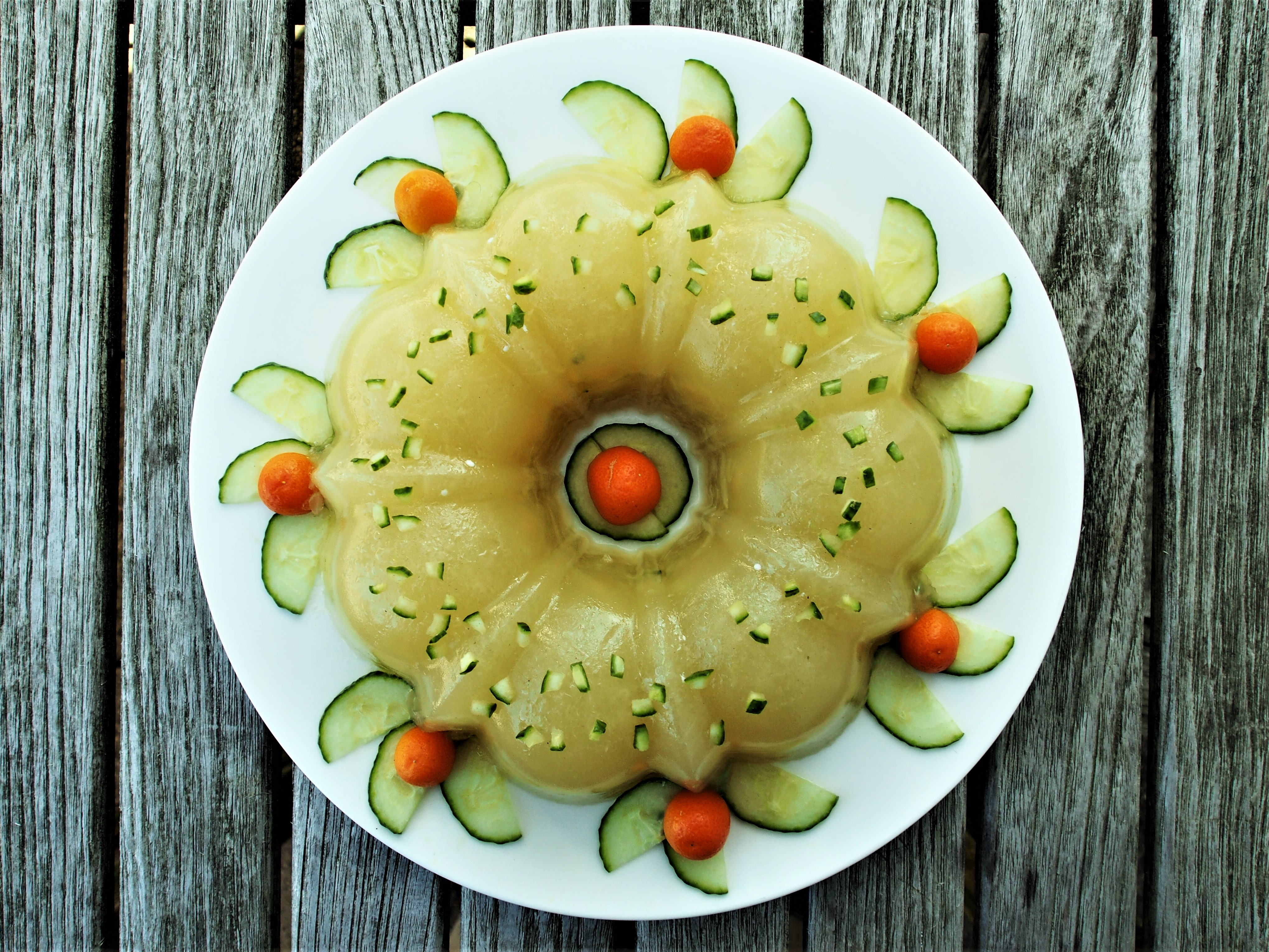 CUCUMBER ASPIC