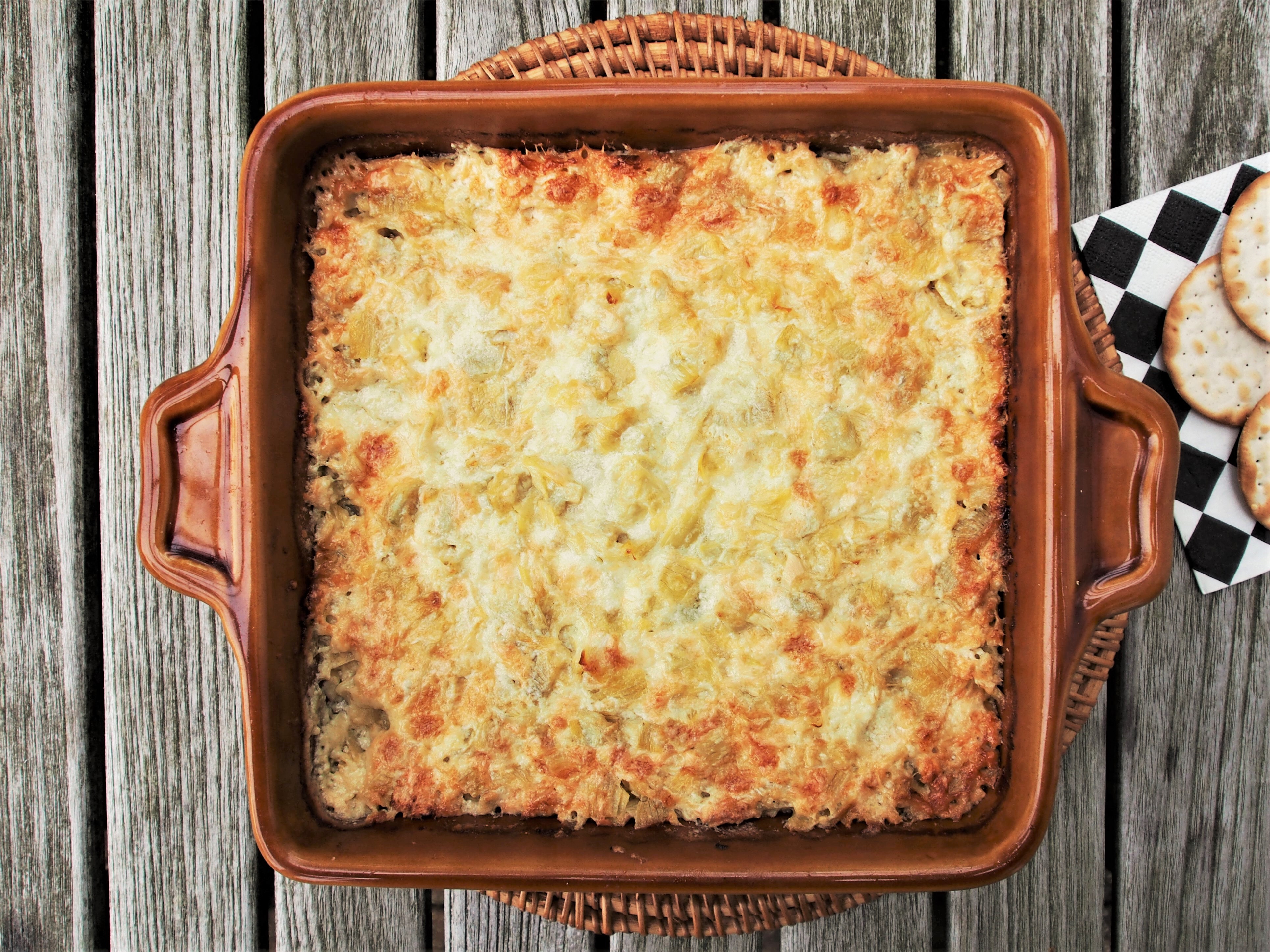 SAVANNAH-STYLE ARTICHOKE DIP