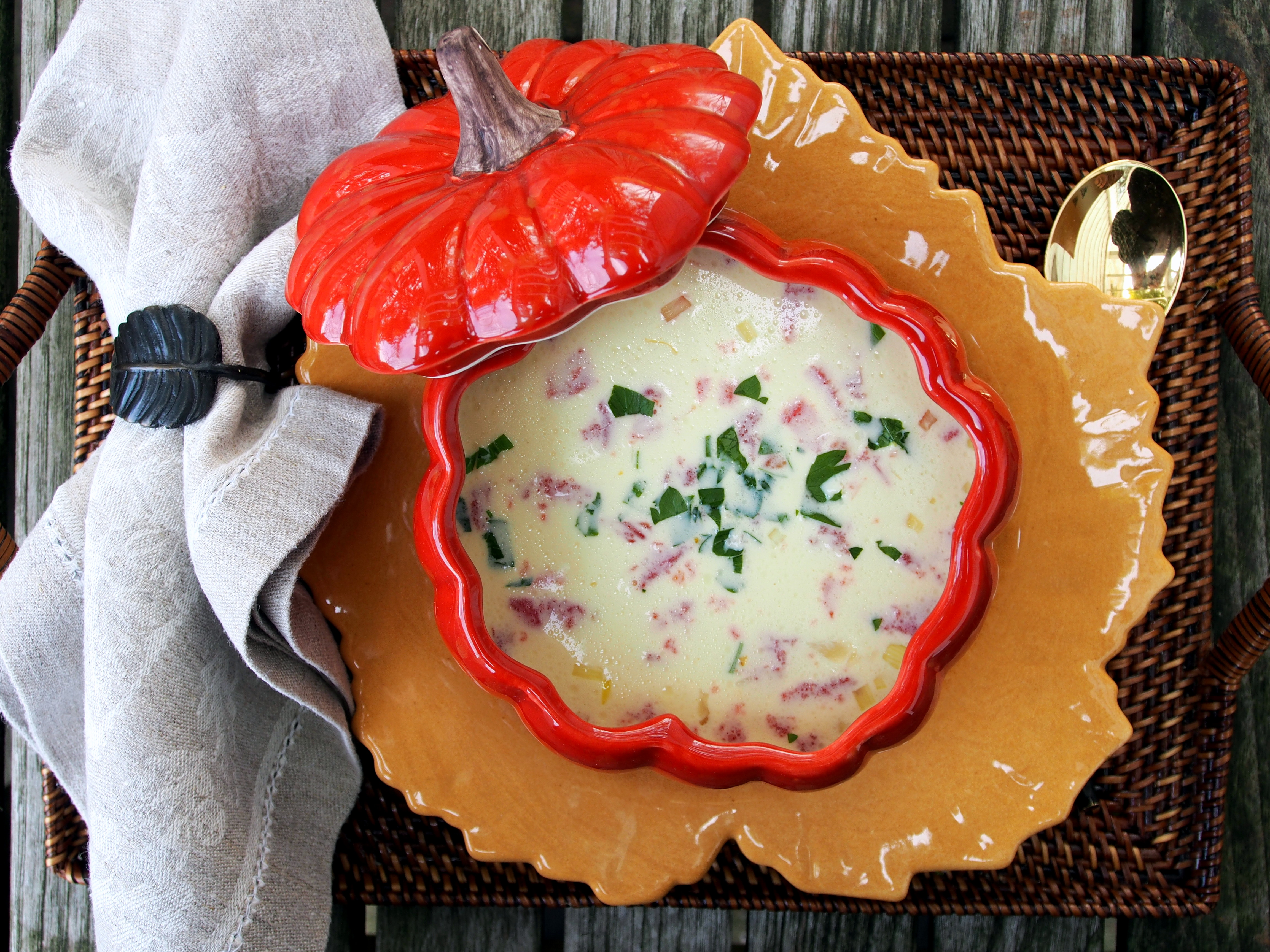 CREAMED SCALLOP AND CORN SOUP