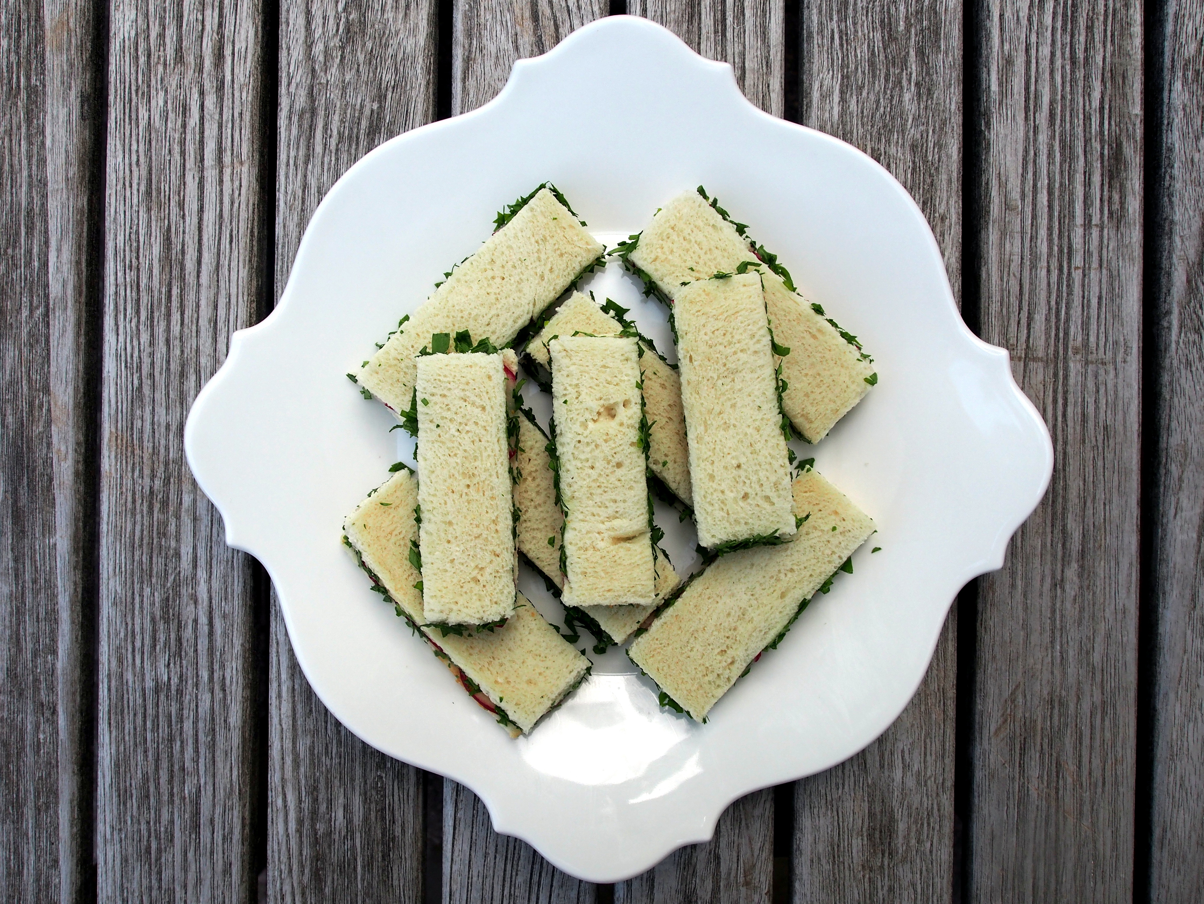 RADISH AND PARSLEY BUTTER TEA SANDWICHES