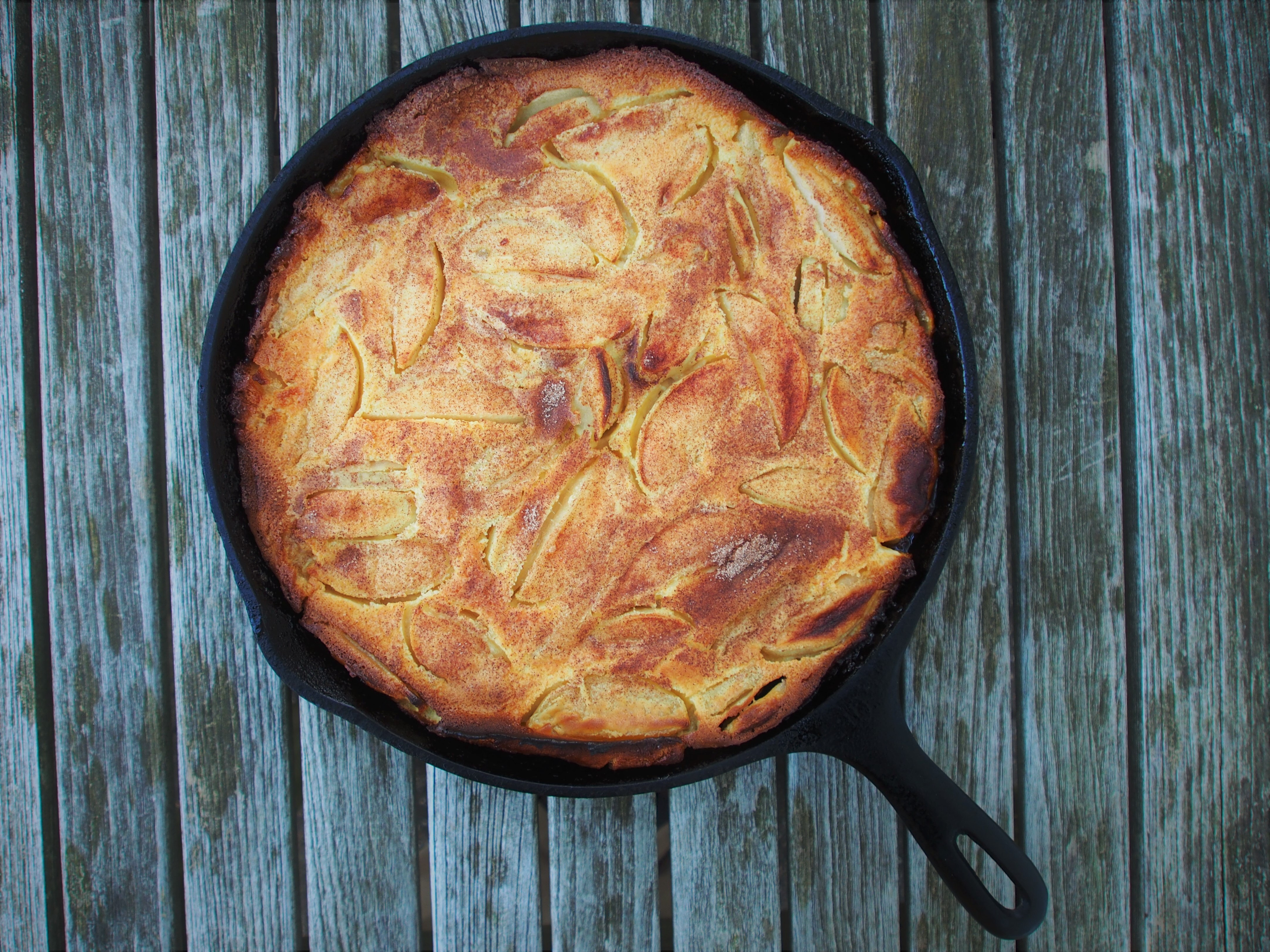 APPLE CLAFOUTIS