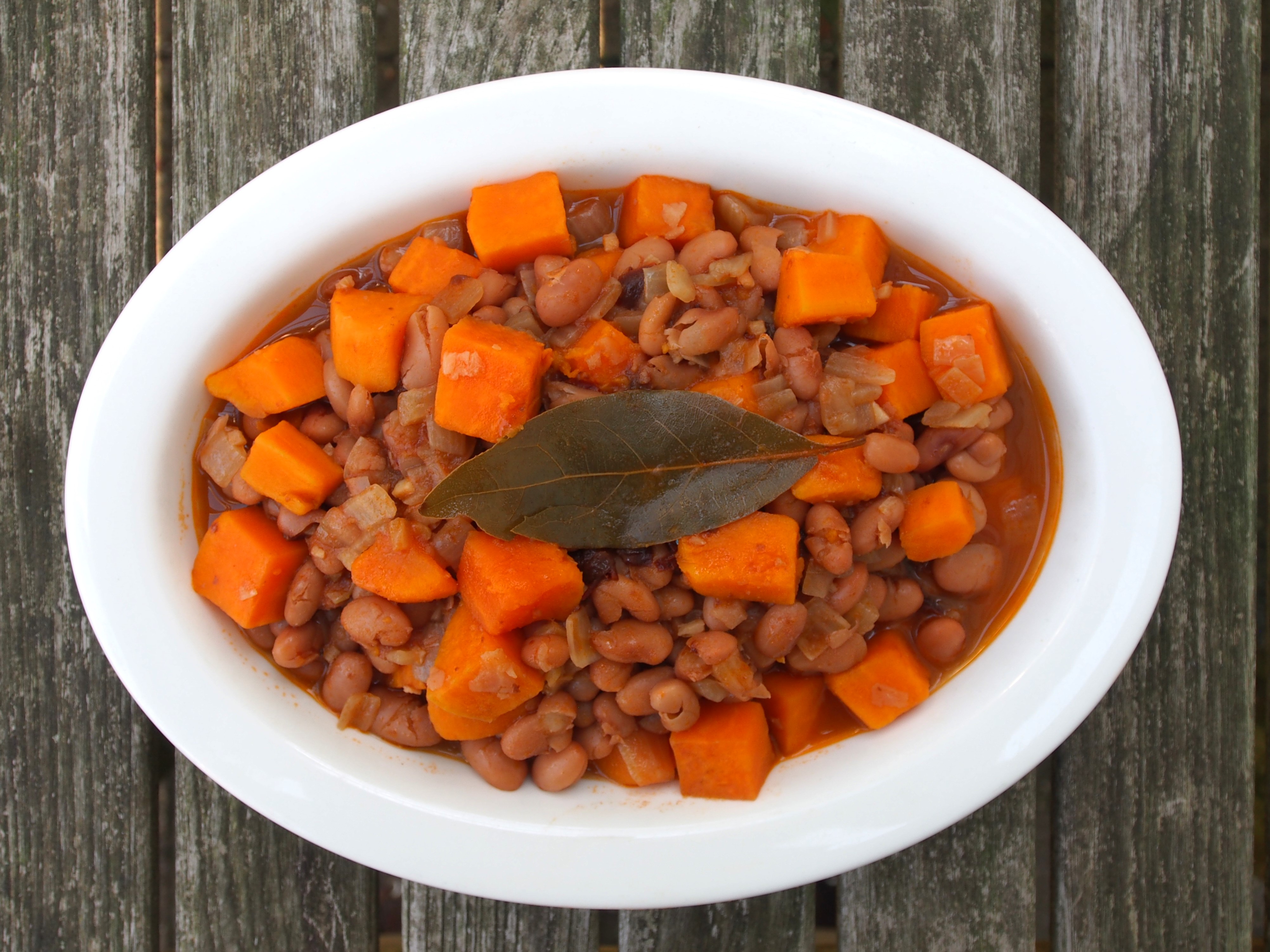 BAKED BEANS WITH SWEET POTATOES AND CHIPOTLES