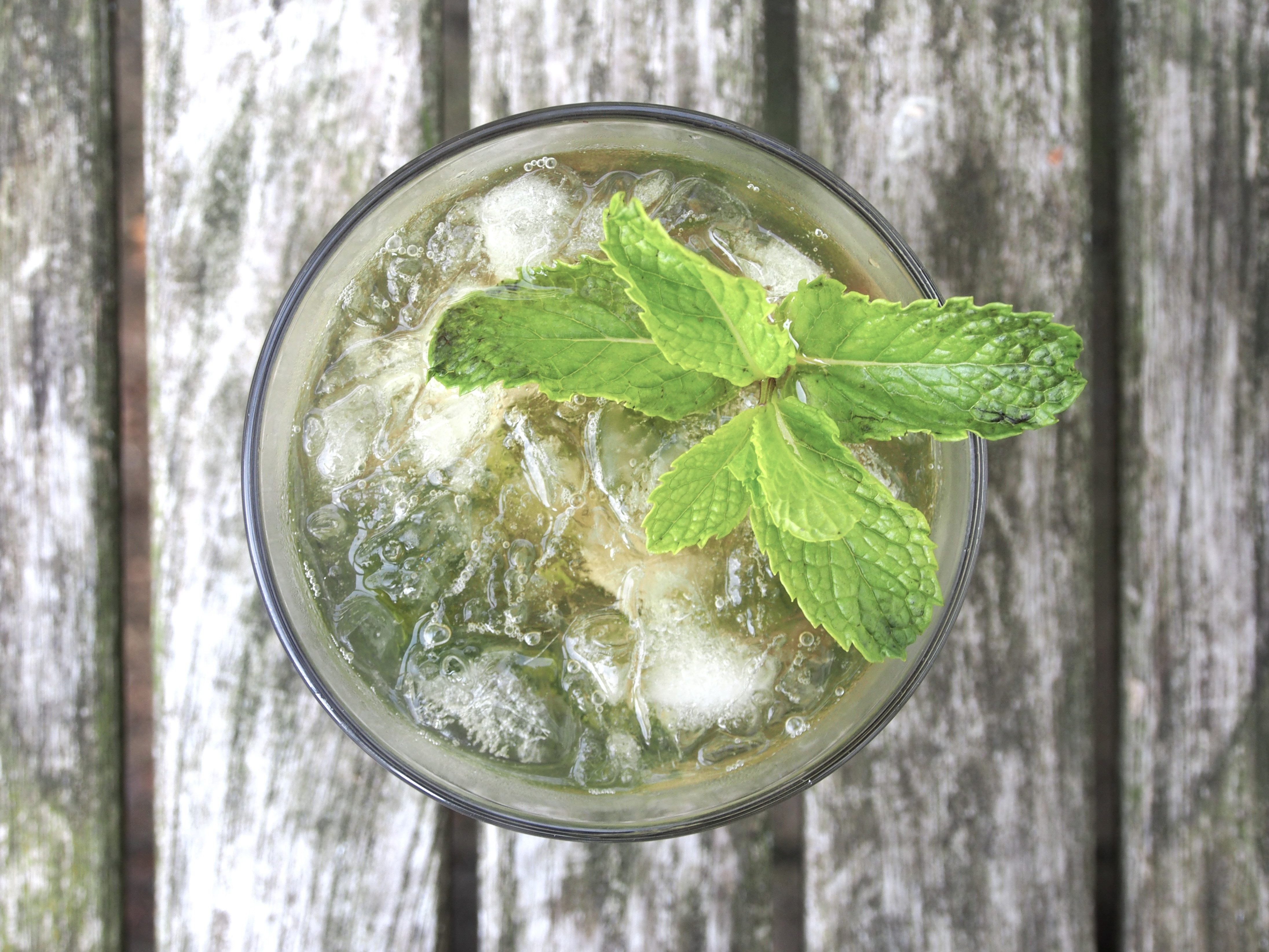 MINT JULEPS