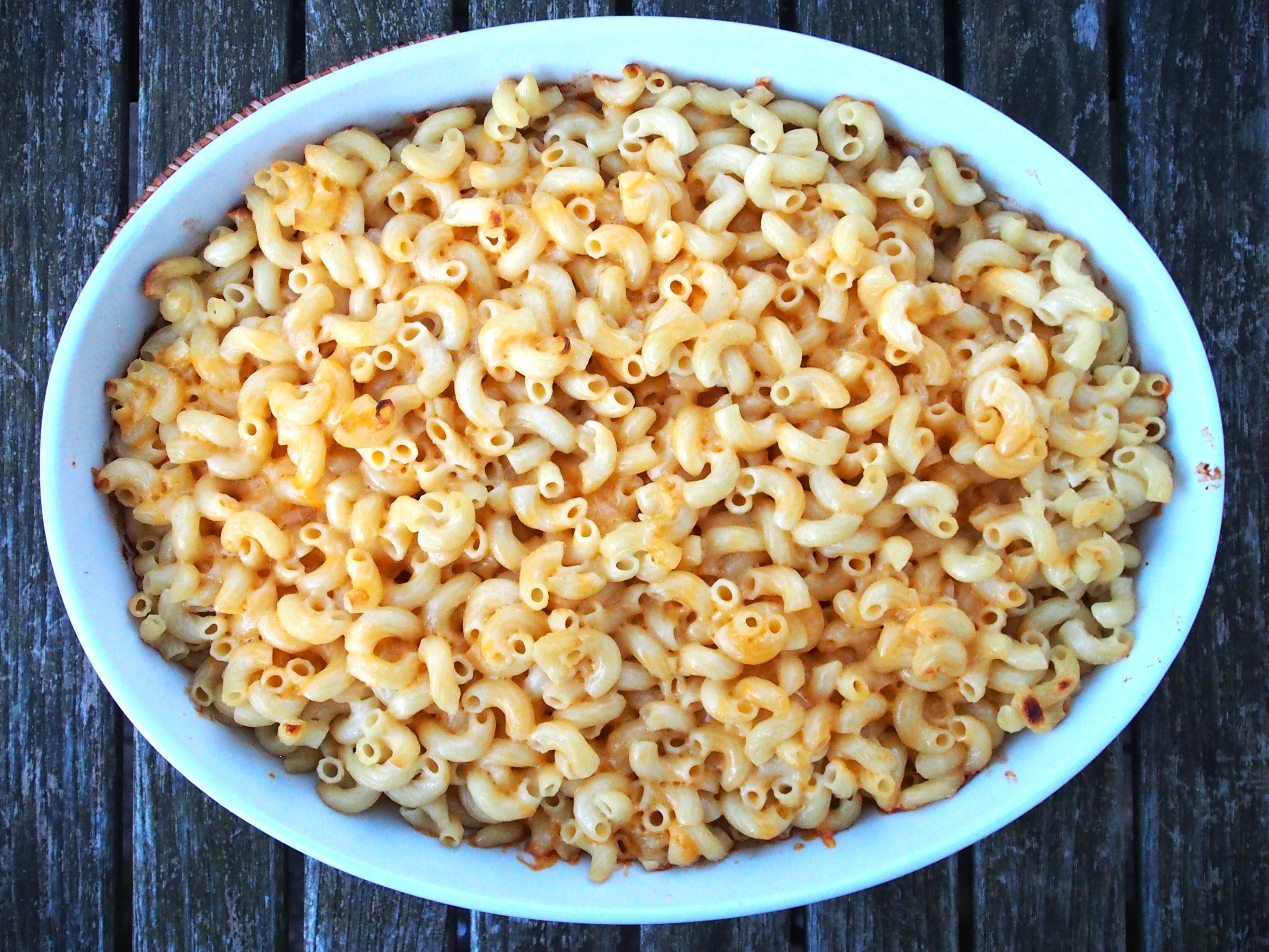 MONTICELLO'S MACARONI – The Weathered Grey Table