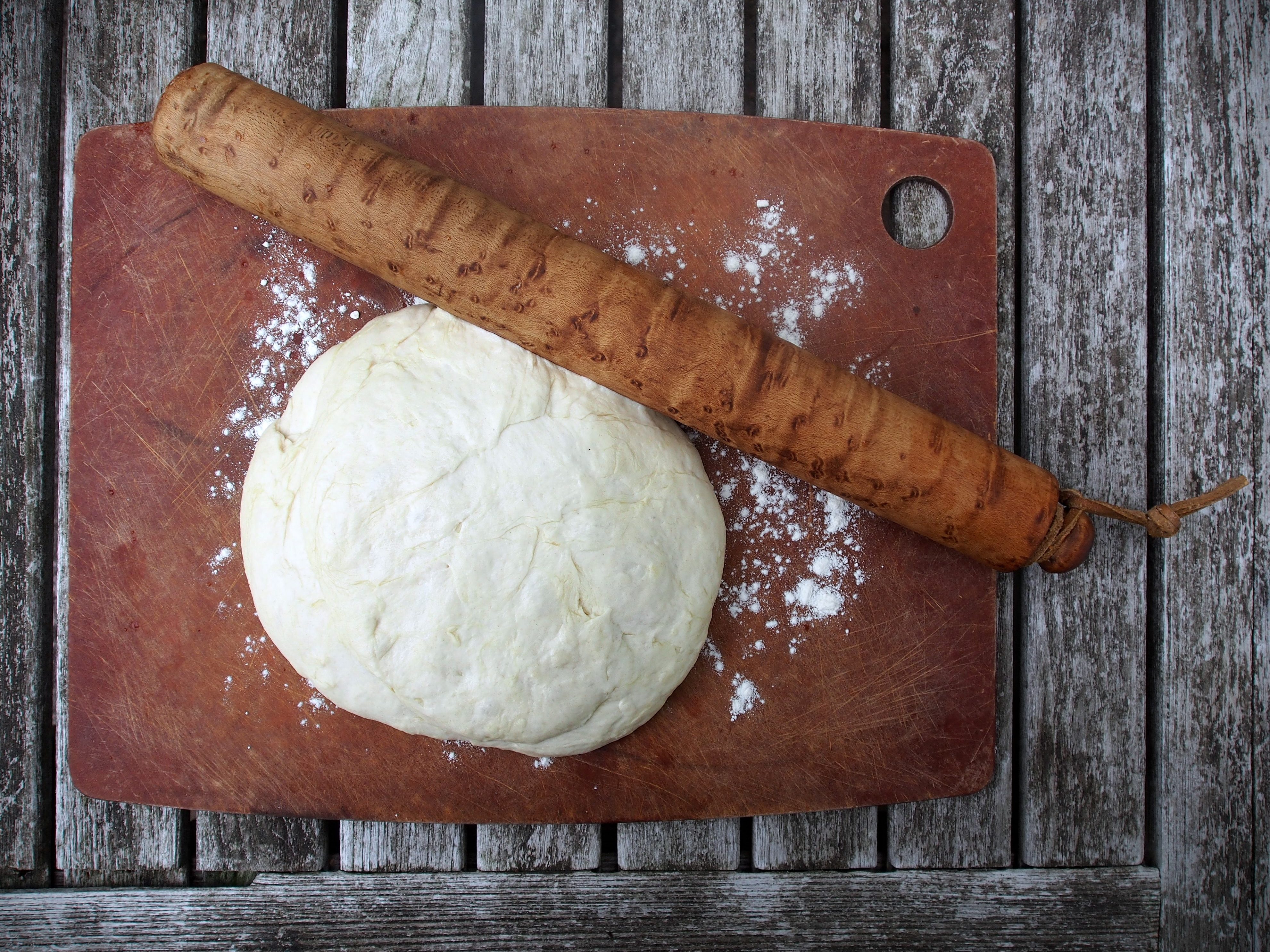 BASIC PIZZA DOUGH