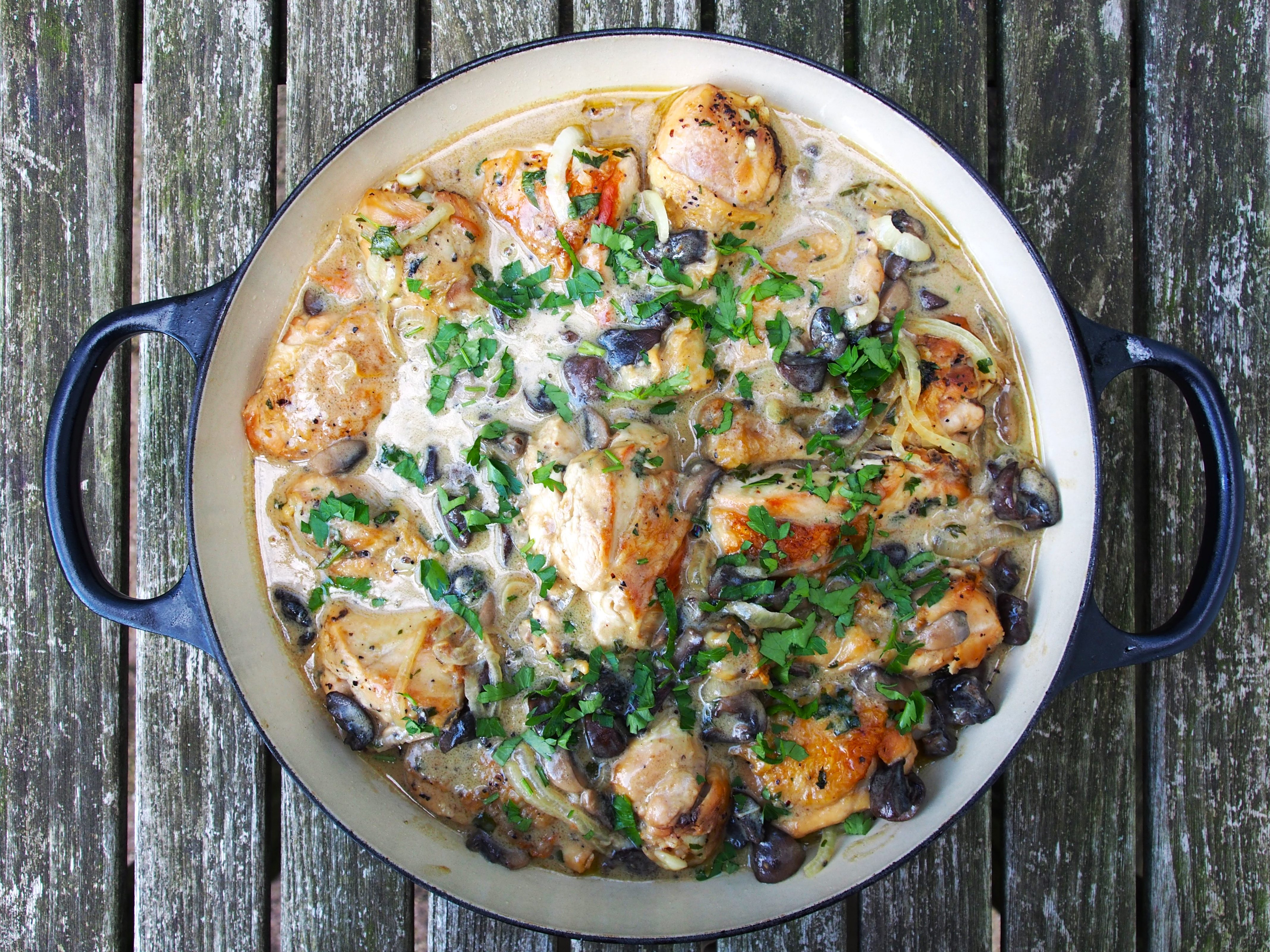 OLD FASHIONED CHICKEN FRICASSEE
